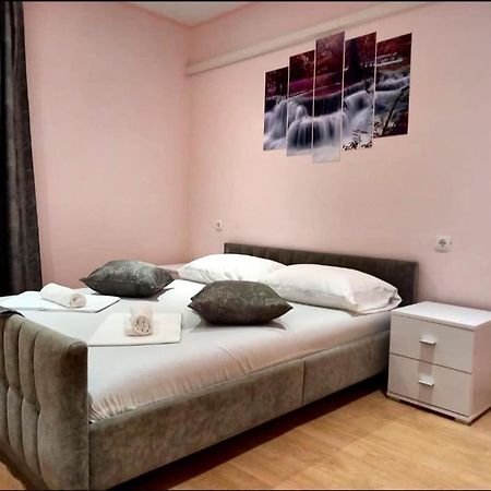 Apartment Ruzo Moja Zara Esterno foto